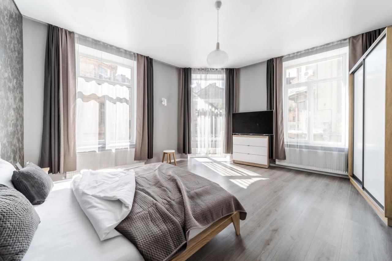 Inshiapartments On Popovycha Str Apartment