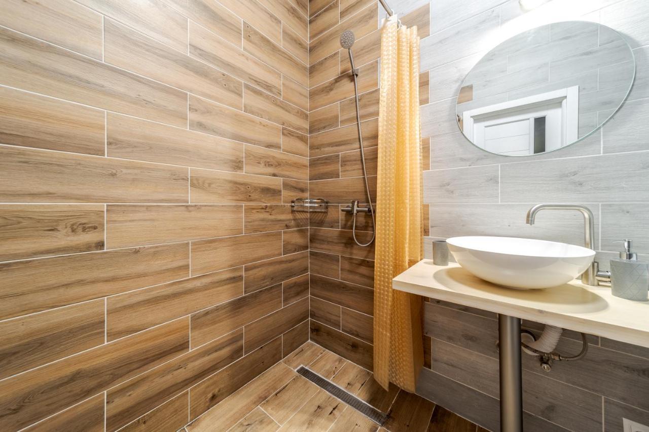 Apartment Inshiapartments On Popovycha Str